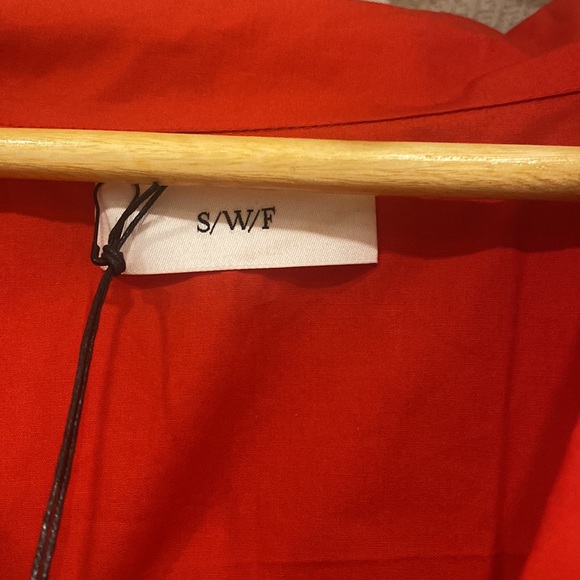 NWT Revolve SWF Cropped Flat Collar Shirt in Red - Picture 7 of 7